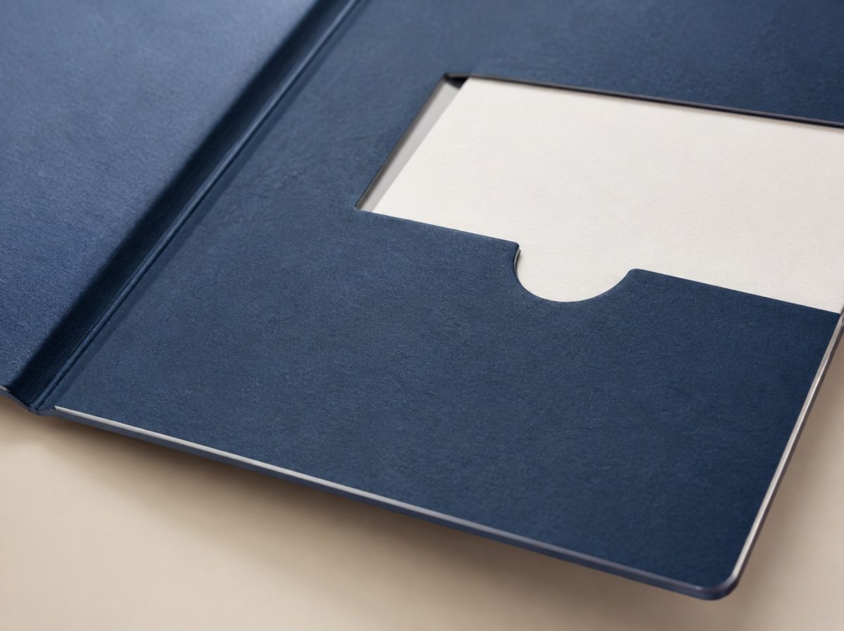 Custom File Folder & Organizer Printing material and craftsmanship close-up